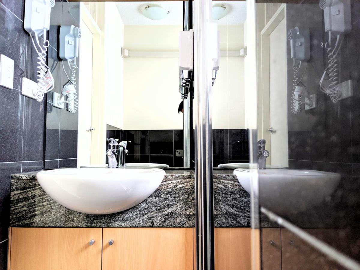 Acland Street Studio Apartment Free Parking Melbourne Exterior photo