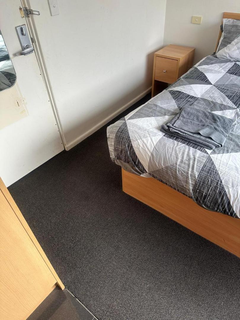 Acland Street Studio Apartment Free Parking Melbourne Exterior photo